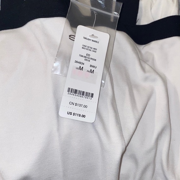 Dress - Picture 5 of 6